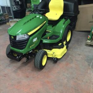 John Deere X590 Lawn Mower